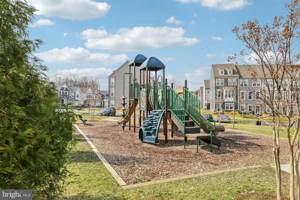 $664,900 | 1687 Aspen Poplar Road, Dumfries, VA 22026