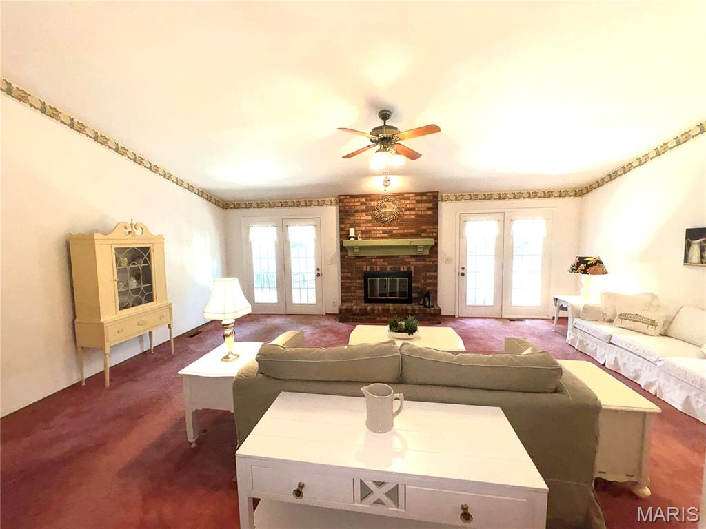 15803 Harris Ridge Court Chesterfield, MO 63017 - Photo 7 of 55