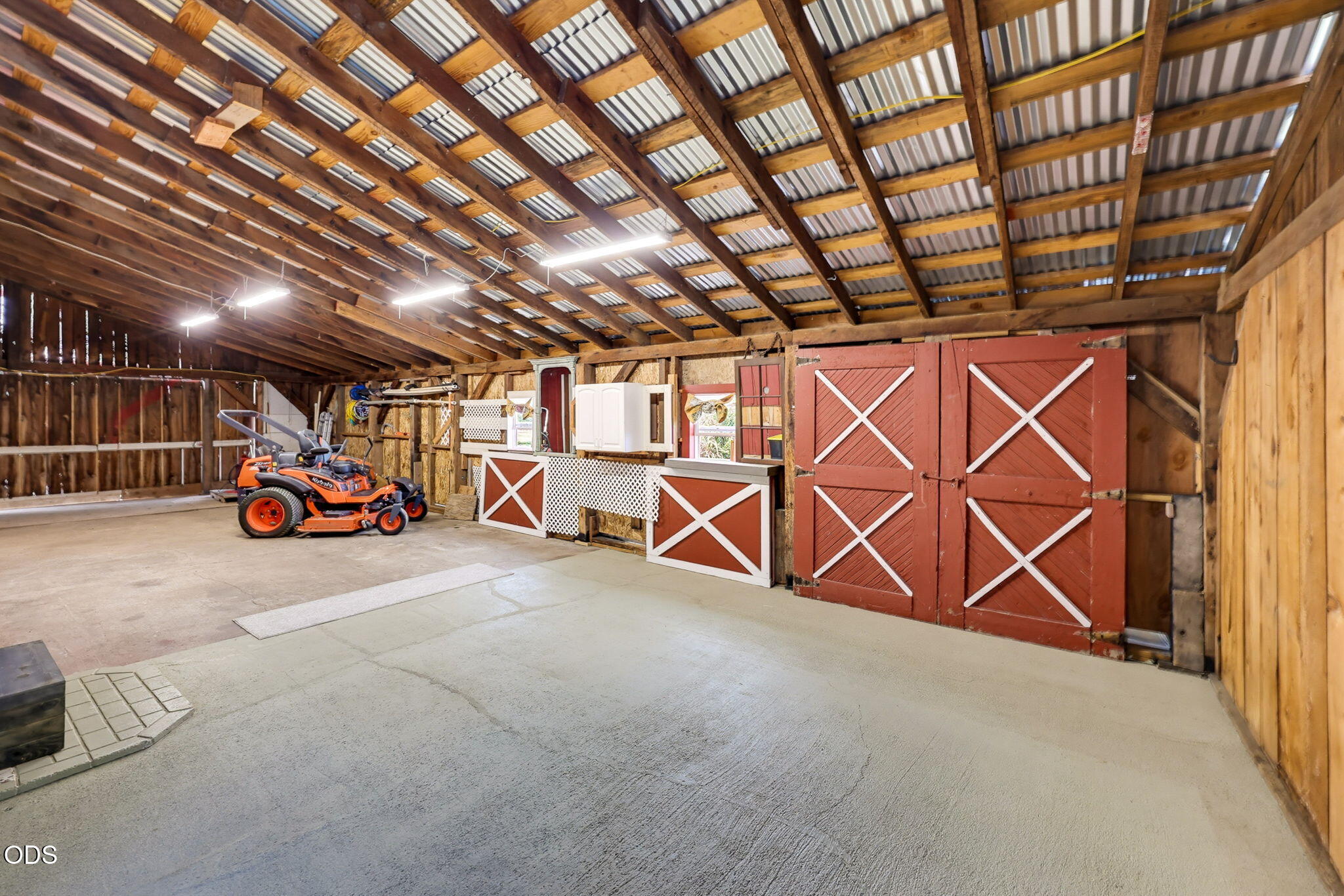 4919 Grant Road Central Point, OR 97502 - Photo 23 of 31 Gallery Image 23