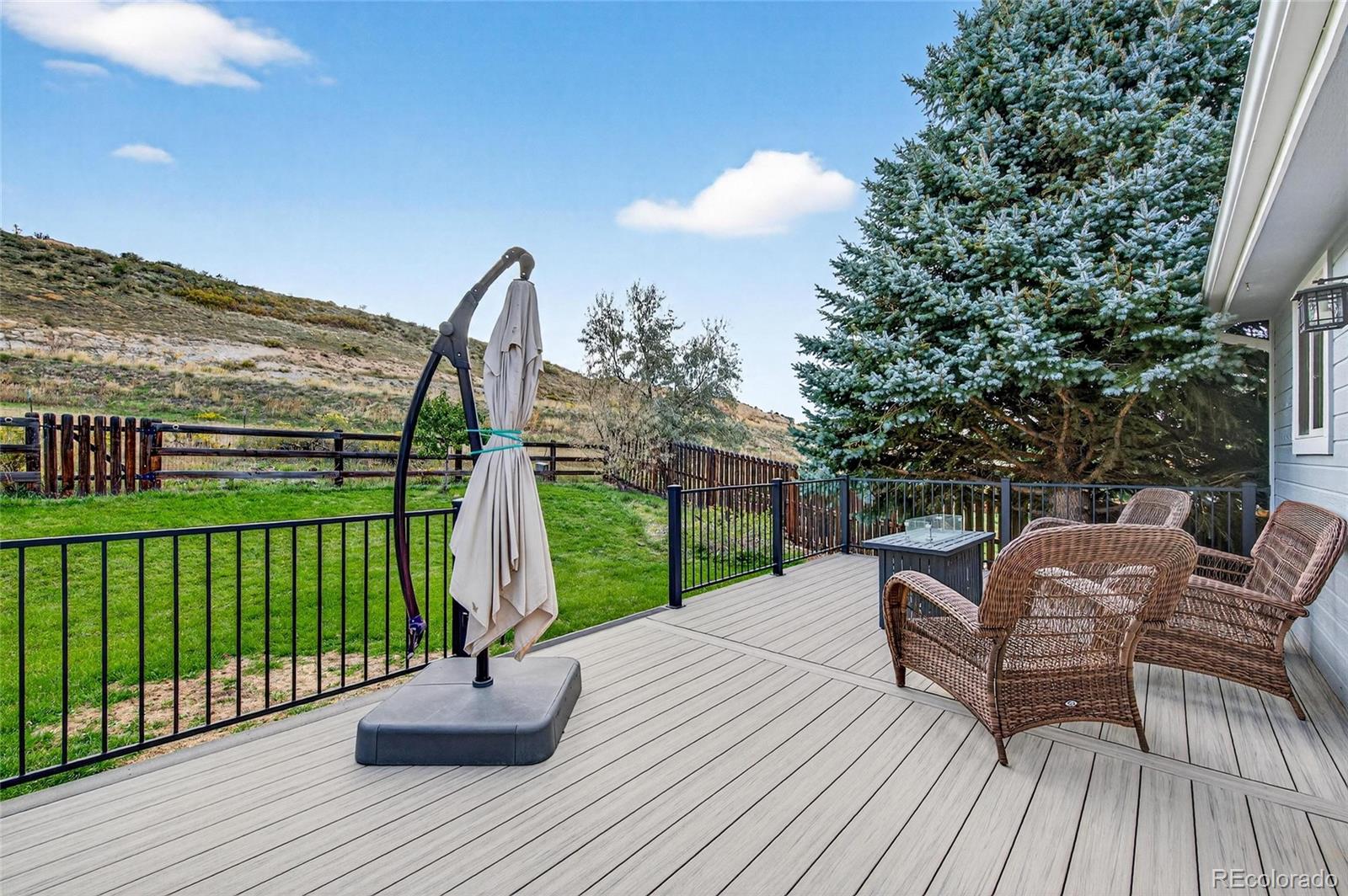 7719 Jared Way Littleton, CO 80125 - Photo 8 of 39