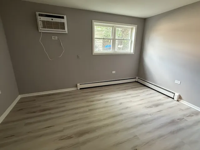 $1,150 | 1213 34th Avenue, Unit 2, Melrose Park, IL 60160