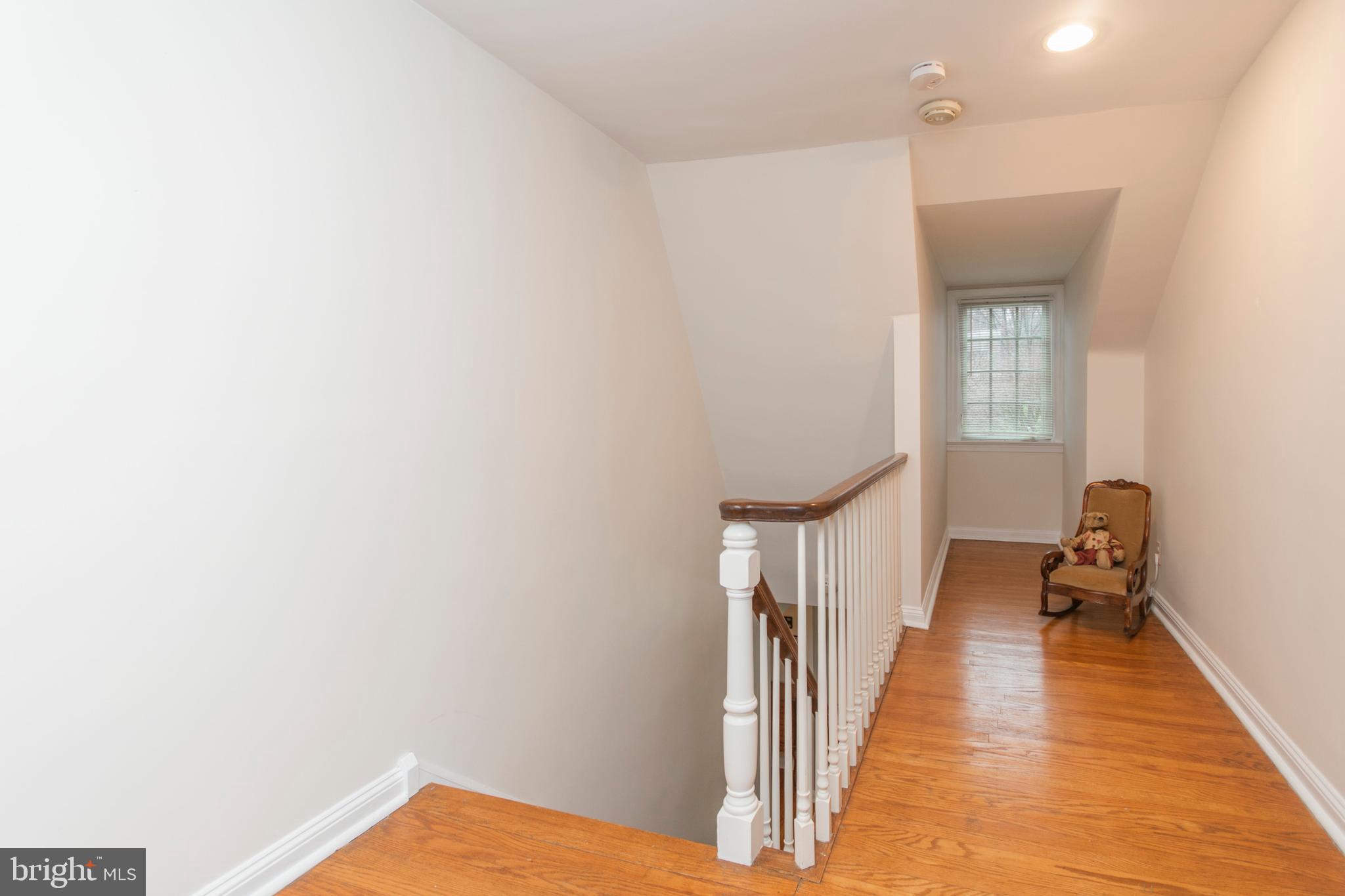 1333 Rydal Road Jenkintown, PA 19046 - Photo 20 of 30 Upper Level Hallway