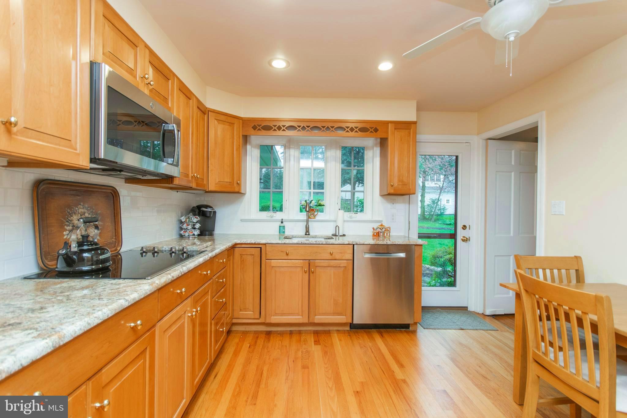 1333 Rydal Road Jenkintown, PA 19046 - Photo 10 of 30 Eat-In-Kitchen