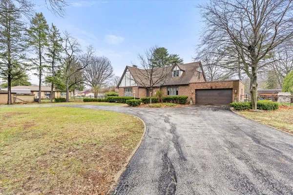 $272,800 | 1015 Lowden Road, Streator, IL 61364
