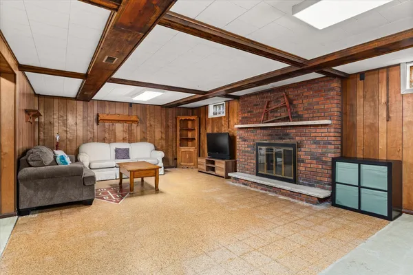 $272,800 | 1015 Lowden Road, Streator, IL 61364