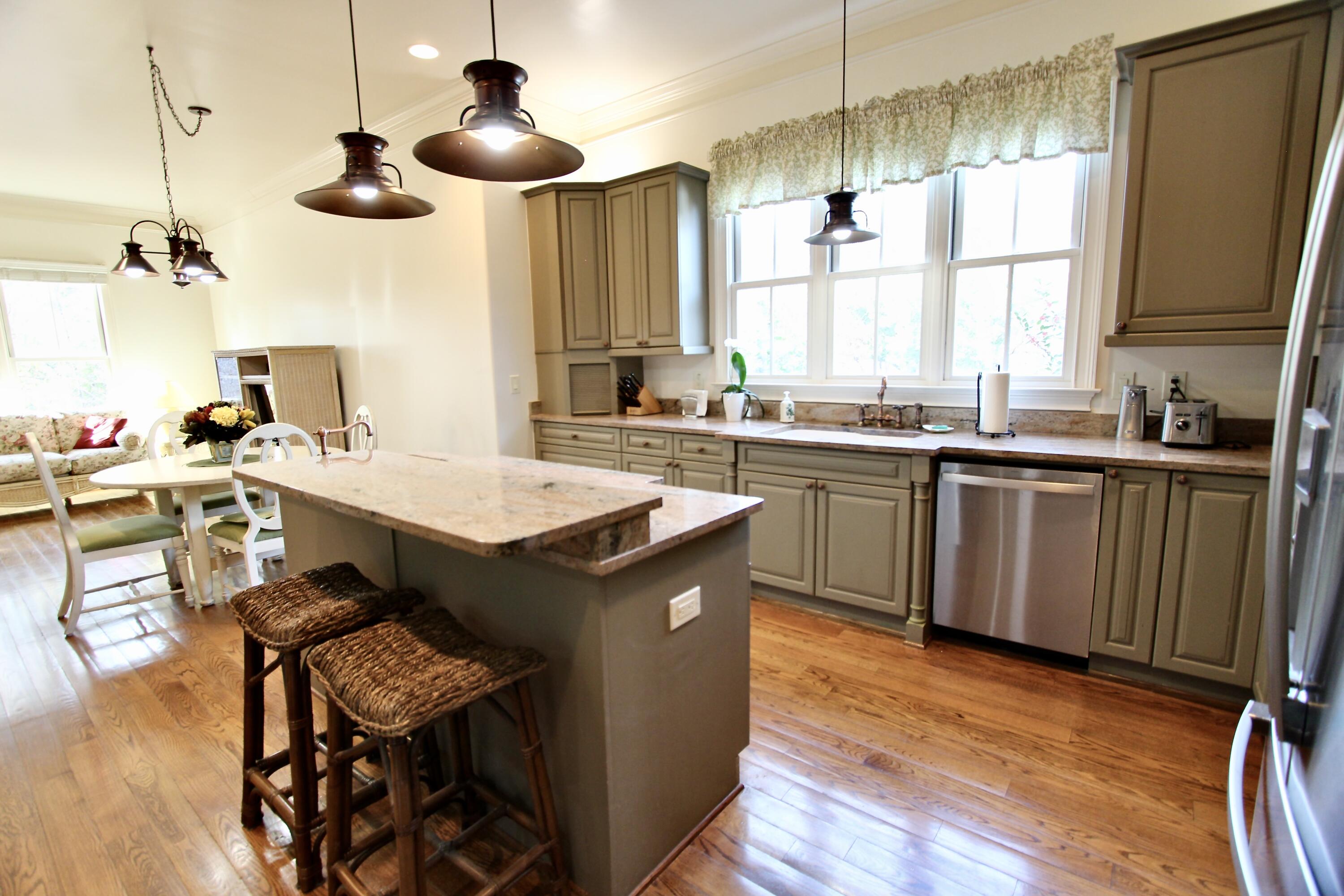 2217 Beckenham Drive Mount Pleasant, SC 29466 - Photo 19 of 95 IMG_3739