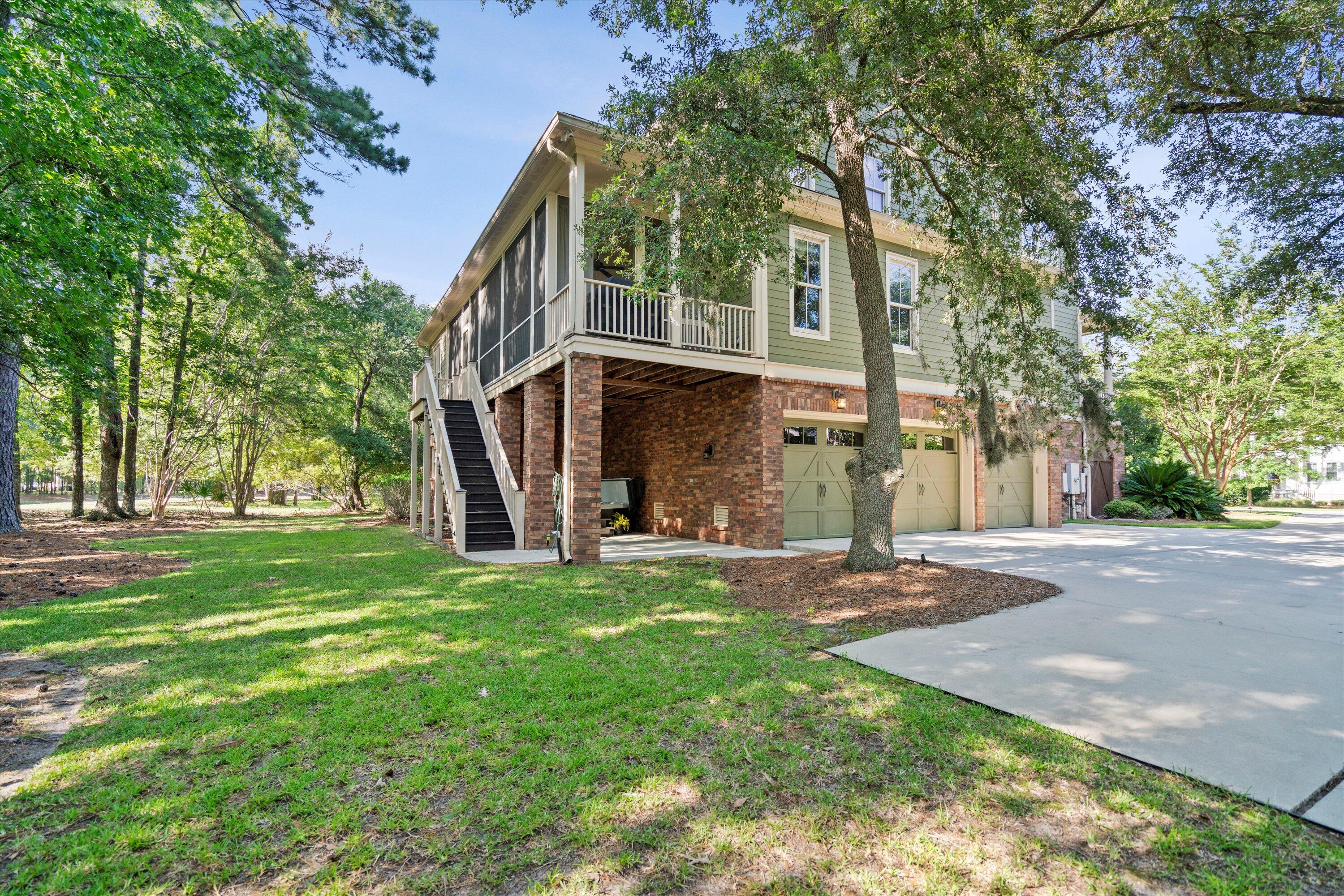 2217 Beckenham Drive Mount Pleasant, SC 29466 - Photo 3 of 95 070-SNY00105
