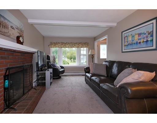 12 Belmont Road Burlington, MA 01803 - Photo 3 of 36 Gallery Image 3