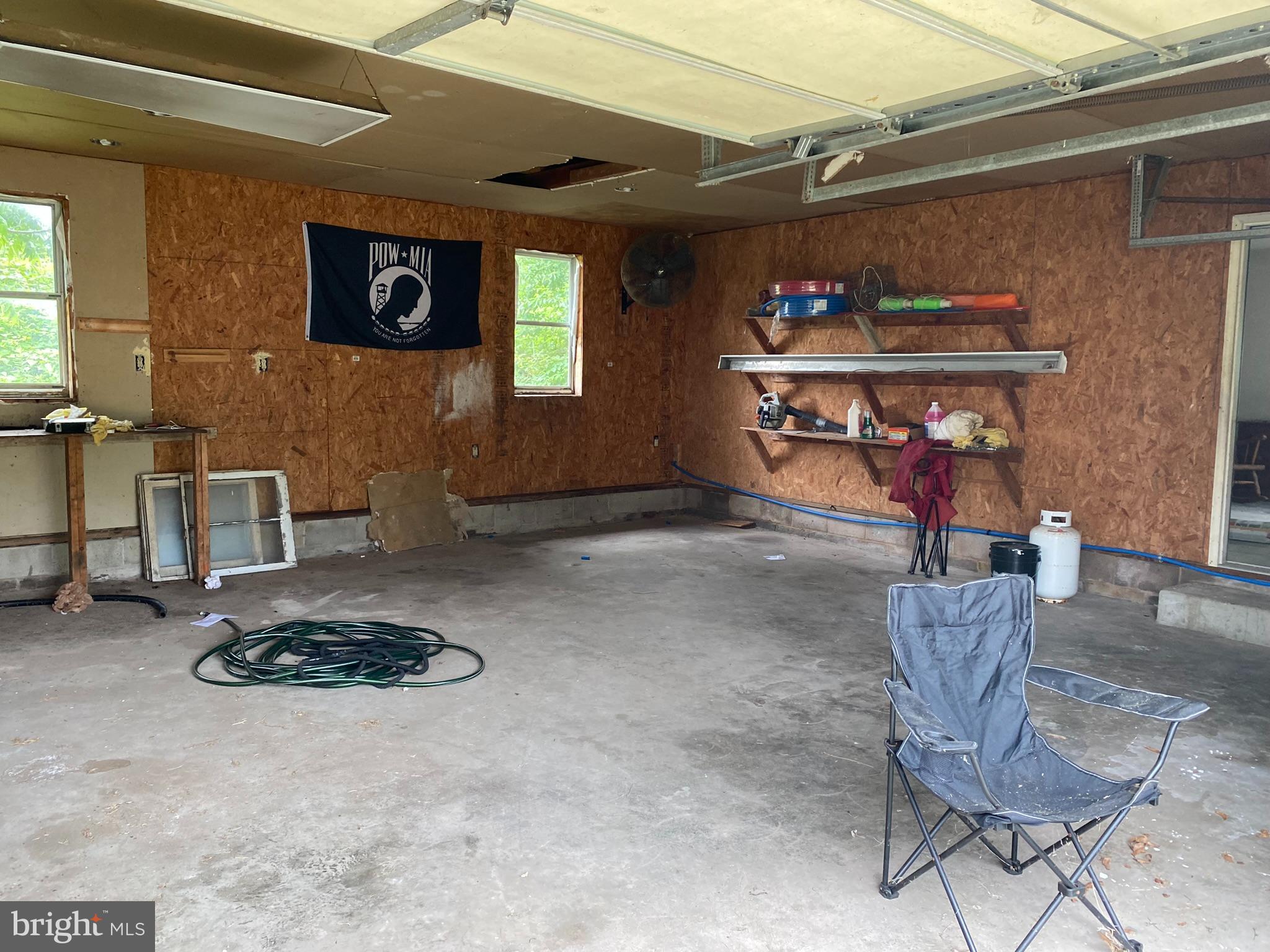 2709 Bank Road Nanticoke, MD 21840 - Photo 39 of 78 garage