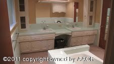 7600 Back Acres Road Amarillo, TX 79119 - Photo 6 of 10 Master Bath