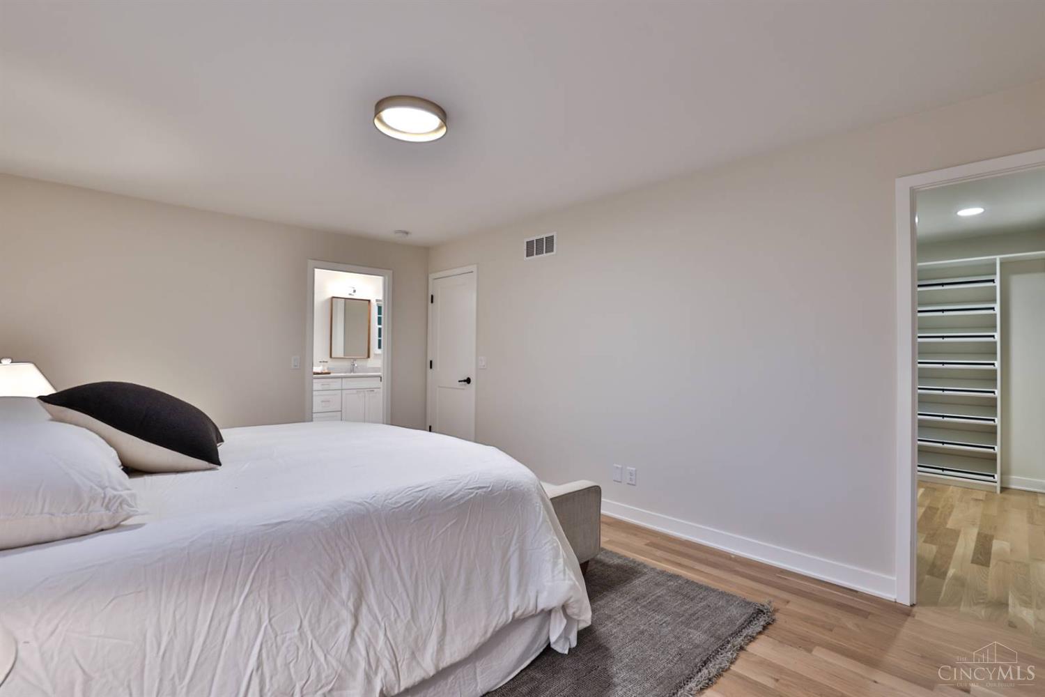 8765 Weller Road Cincinnati, OH 45249 - Photo 20 of 63