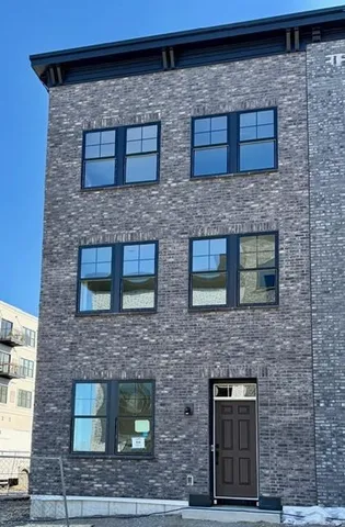 $739,990 | 838 South Woodlawn Avenue, St. Paul, MN 55116