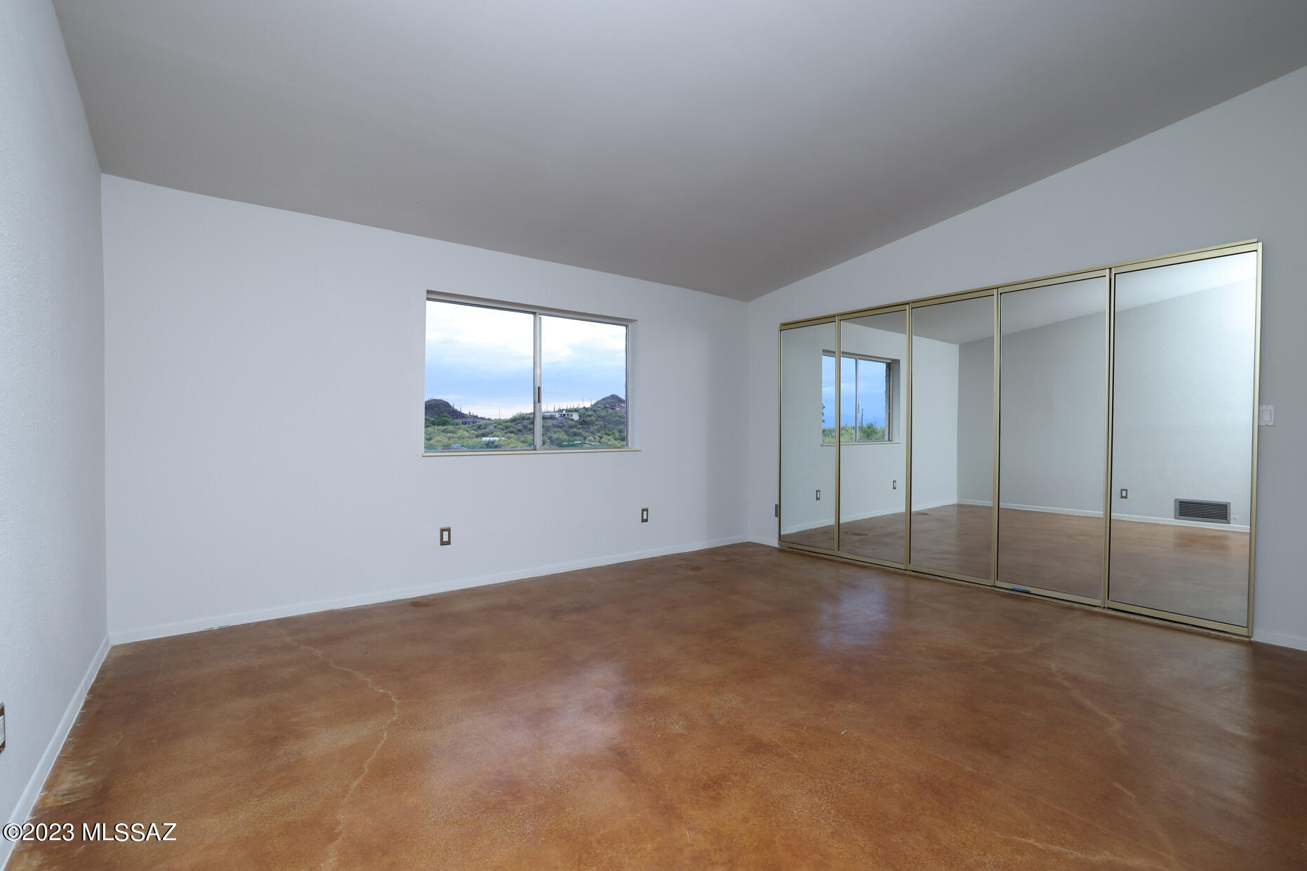5450 South Caballo Road Tucson, AZ 85746 - Photo 20 of 40 Gallery Image 20