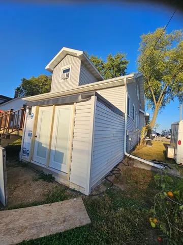 $260,000 | 465 Galena Street, Benton, WI 53803