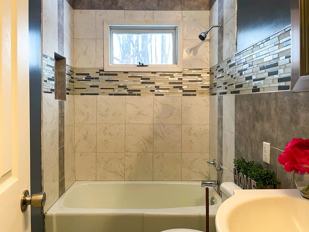 3867 Longview Road Kenbridge, VA 23944 - Photo 16 of 27 Gallery Image 16