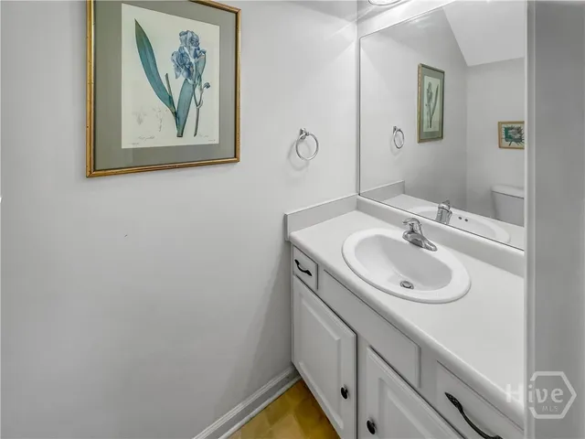 $1,900 | 400 Tibet Avenue, Savannah, GA 31406