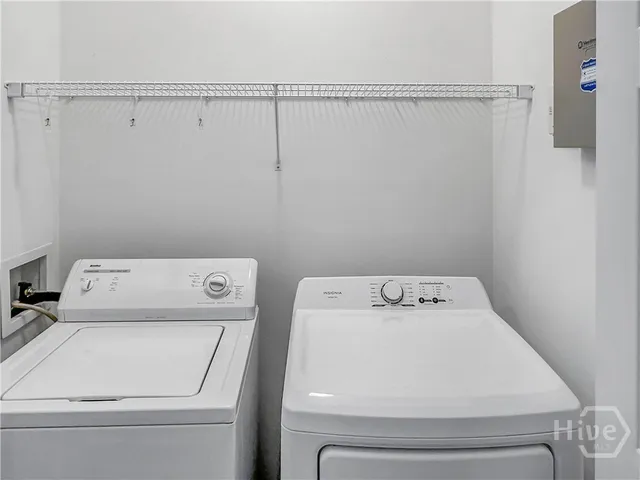 $1,900 | 400 Tibet Avenue, Savannah, GA 31406