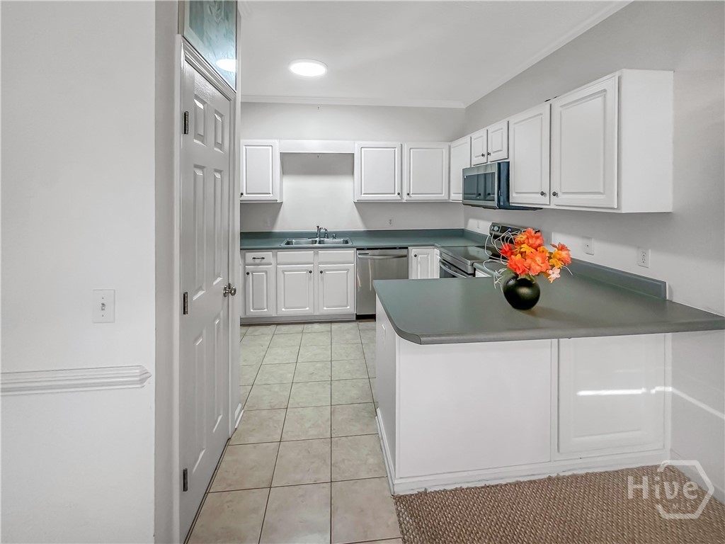 400 Tibet Avenue Savannah, GA 31406 - Photo 9 of 30