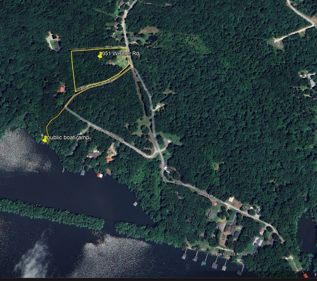 351 Wismer Road Camden, TN 38320 - Photo 3 of 27 a bird view of a house