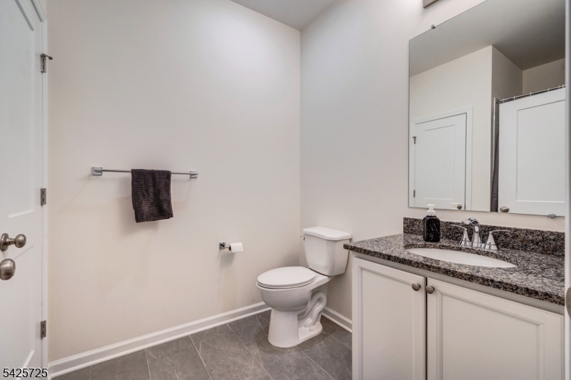734 Station Road Dunellen, NJ 08812 - Photo 14 of 29
