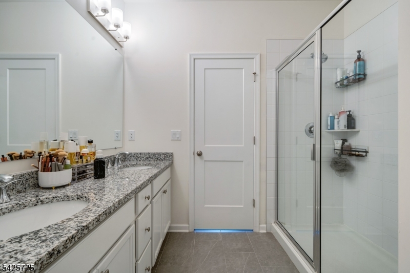 734 Station Road Dunellen, NJ 08812 - Photo 21 of 29