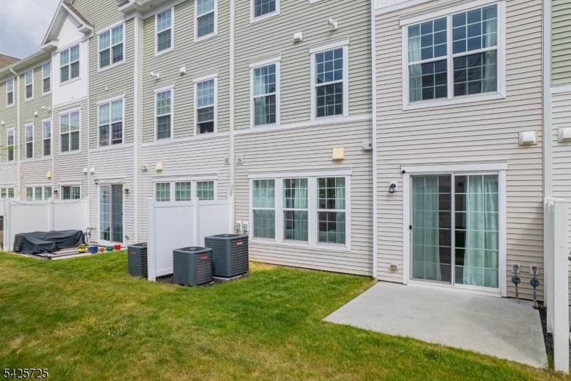 734 Station Road Dunellen, NJ 08812 - Photo 25 of 29
