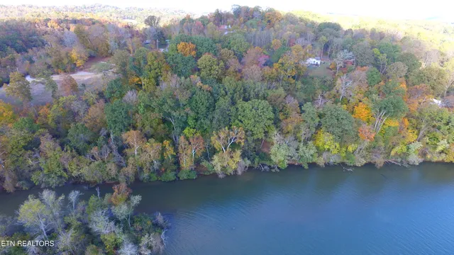 $350,000 | 173 Cedar Grove Street, Loudon, TN 37774