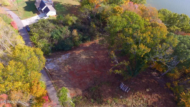 $350,000 | 173 Cedar Grove Street, Loudon, TN 37774
