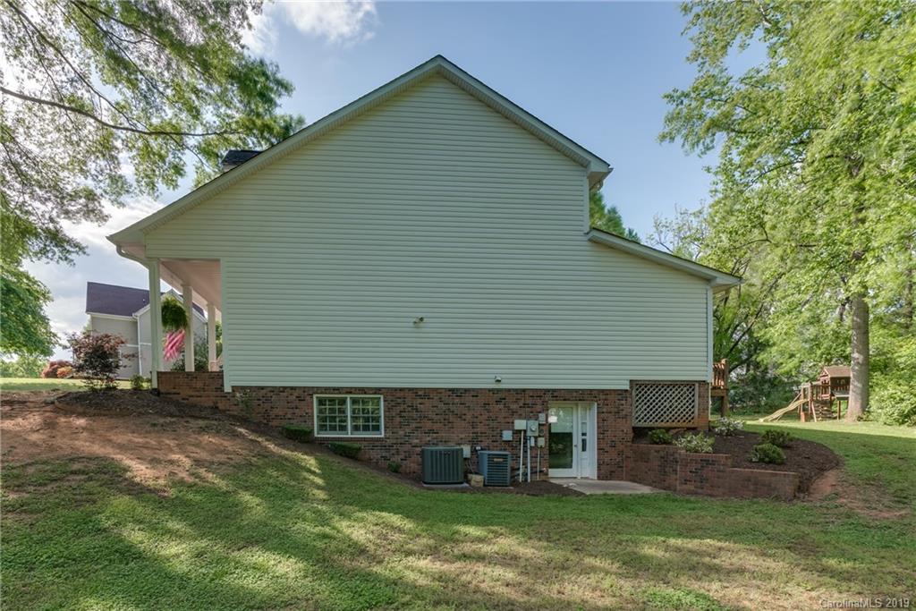 123 Gray Court Rutherfordton, NC 28139 - Photo 28 of 31 Gallery Image 28
