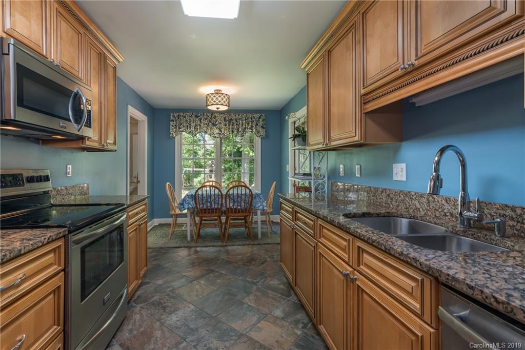 123 Gray Court Rutherfordton, NC 28139 - Photo 8 of 31 Gallery Image 8
