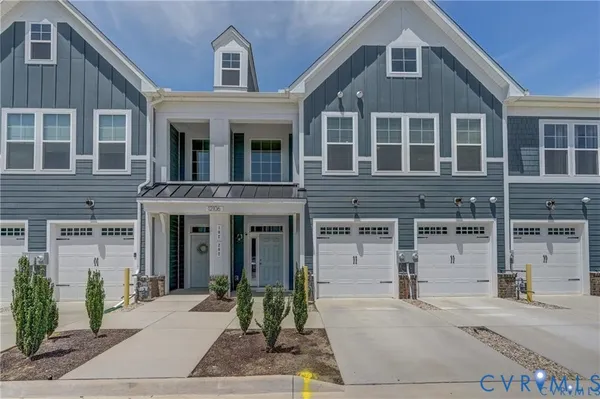$479,950 | 12106 Oxford Landing Drive, Unit 202, Glen Allen, VA 23059
