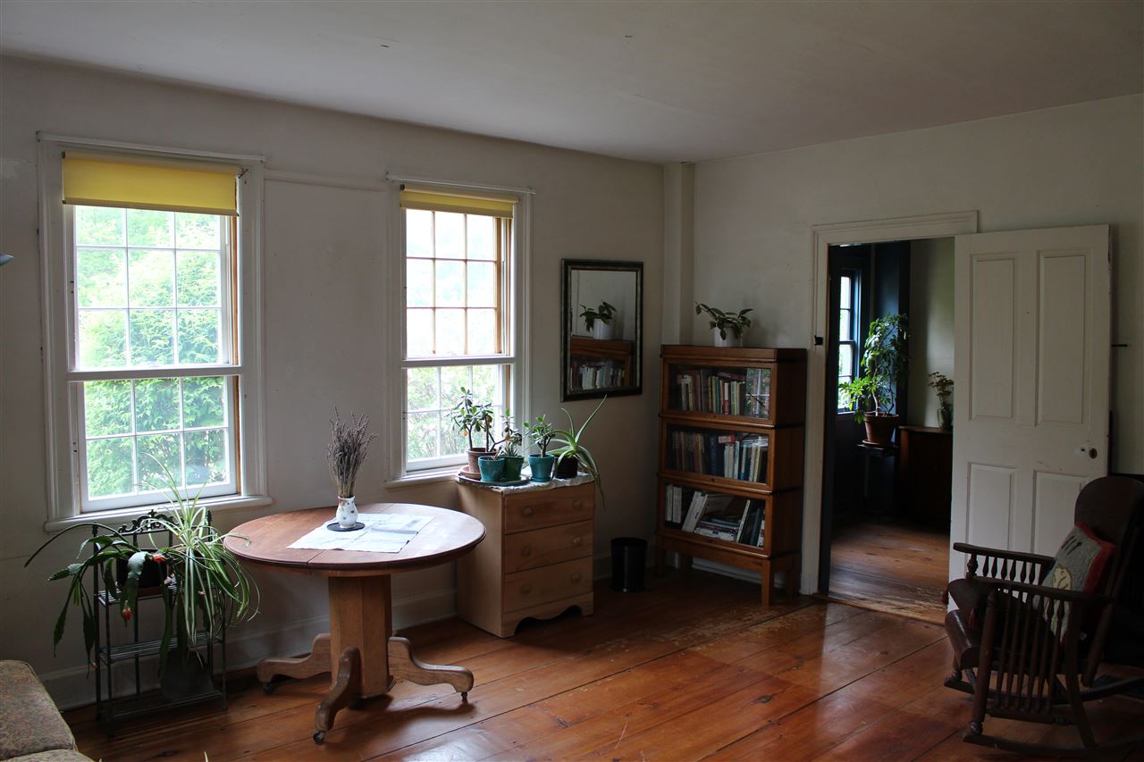 29 S Road Deerfield, NH 03037 - Photo 16 of 27