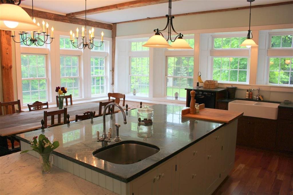 29 S Road Deerfield, NH 03037 - Photo 4 of 27
