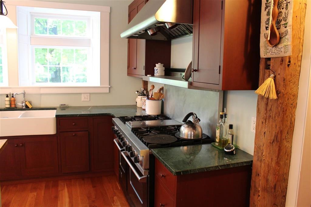29 S Road Deerfield, NH 03037 - Photo 9 of 27