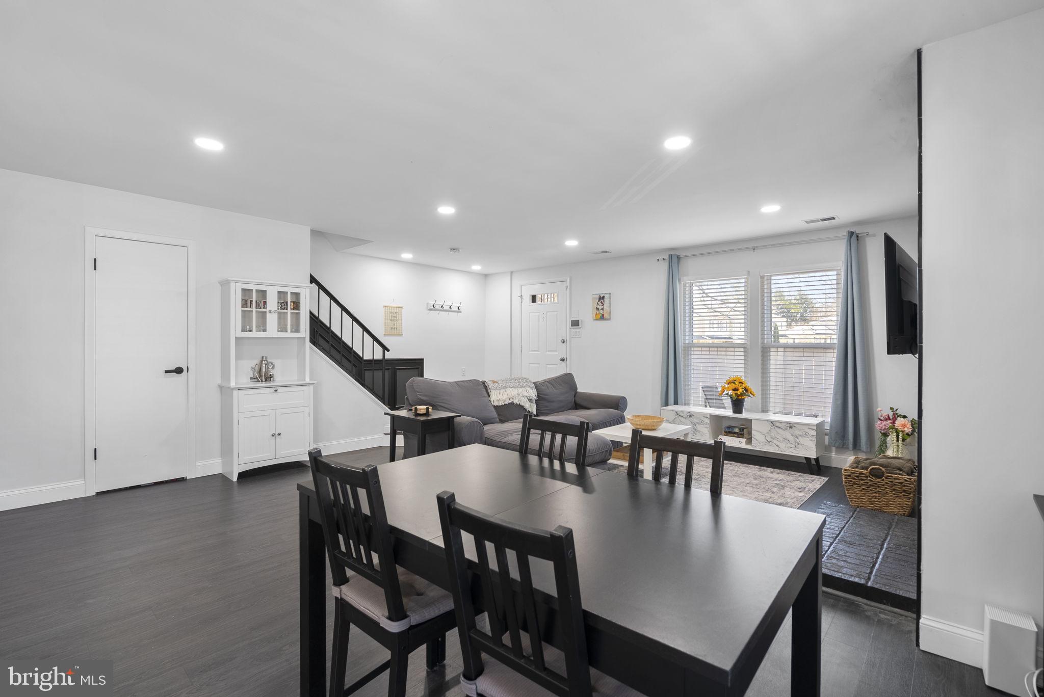 11317 Hawks Ridge Terrace, Unit 91 Germantown, MD 20876 - Photo 12 of 41 Modern open-concept living space.