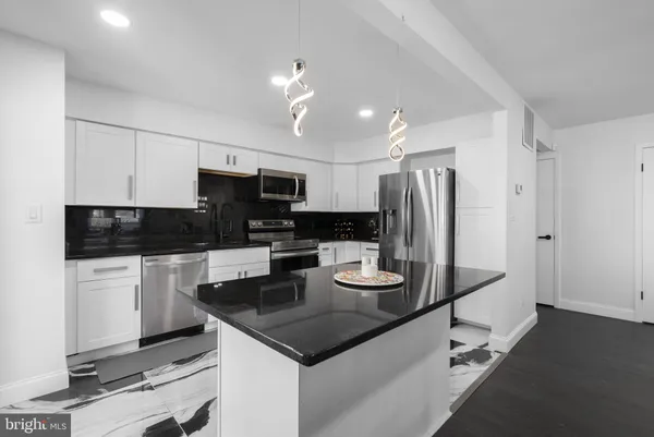 $345,000 | 11317 Hawks Ridge Terrace, Unit 91, Germantown, MD 20876