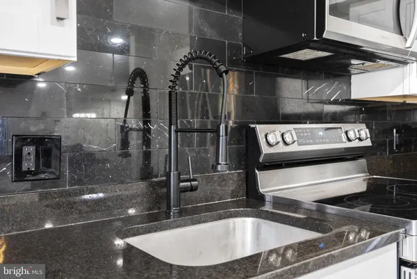 $345,000 | 11317 Hawks Ridge Terrace, Unit 91, Germantown, MD 20876