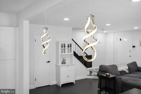 $345,000 | 11317 Hawks Ridge Terrace, Unit 91, Germantown, MD 20876