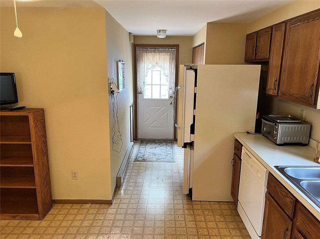 130 Taylor Road Jefferson, NY 12167 - Photo 10 of 38