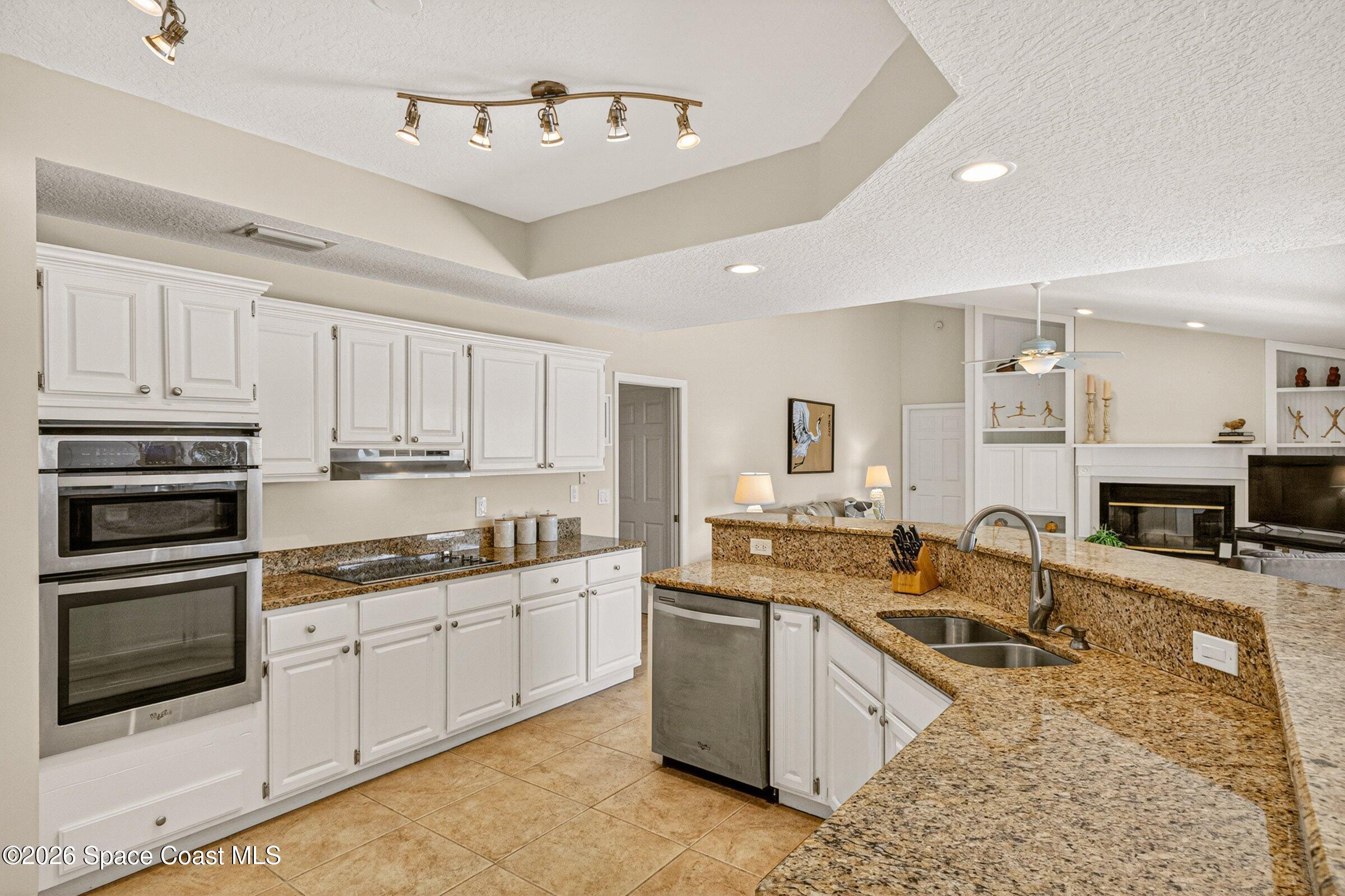1013 Spanish Wells Drive Melbourne, FL 32940 - Photo 6 of 73 19-1013-Spanish-Wells-201