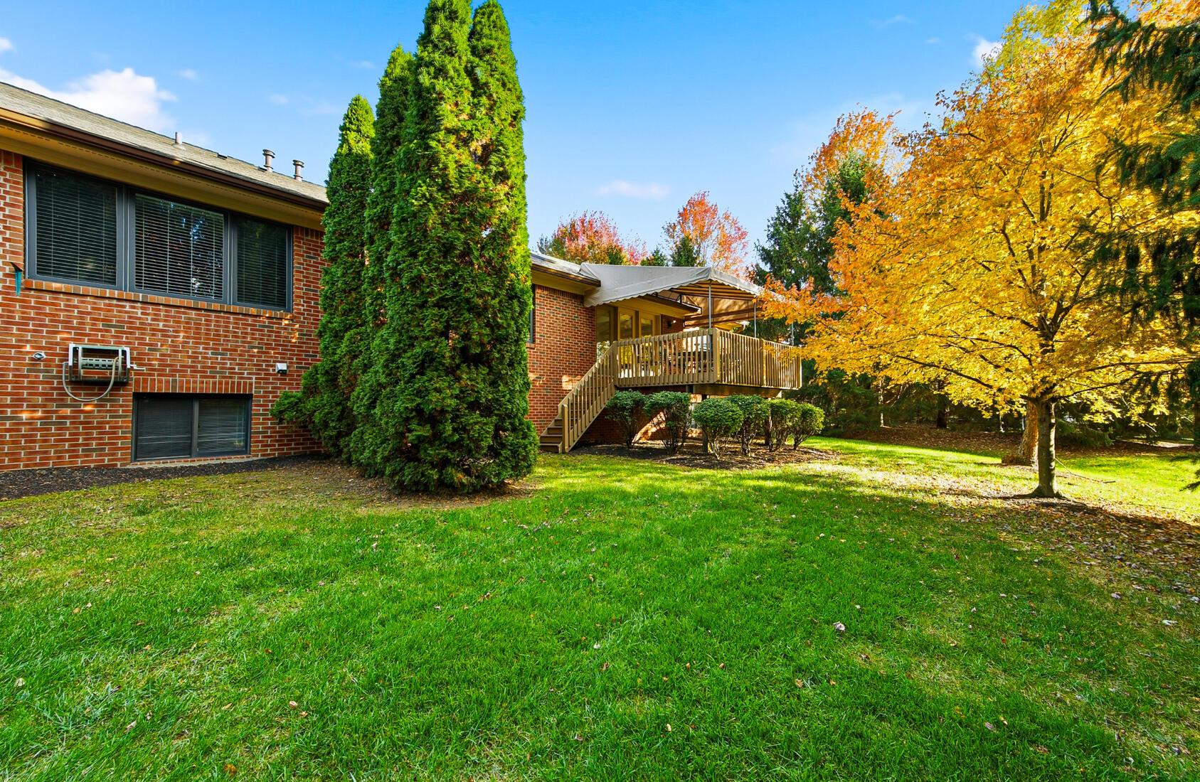 5753 Newgate Road Dublin, OH 43017 - Photo 2 of 46 Private back!