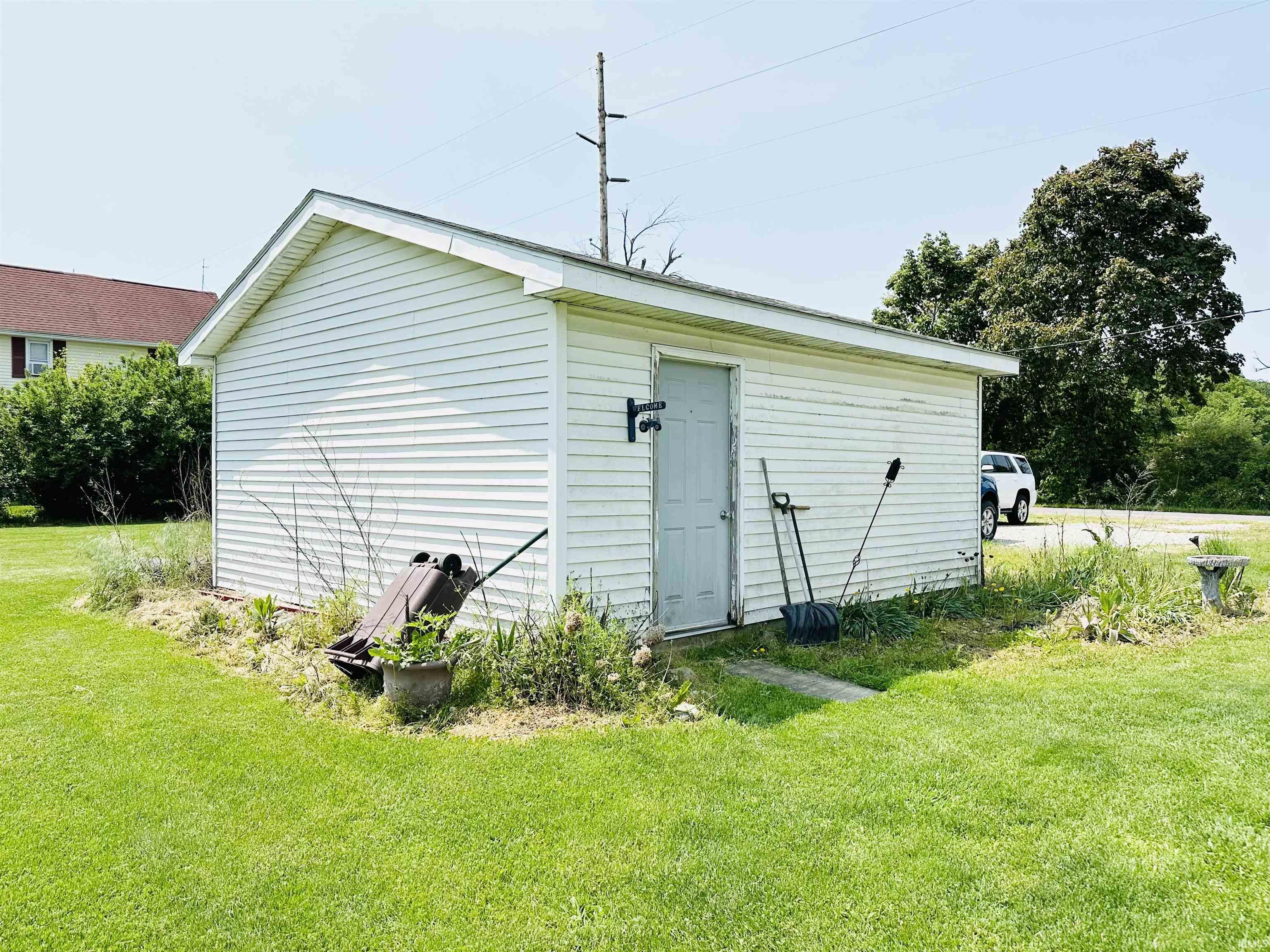 69600 Sycamore Road Walkerton, IN 46574 - Photo 7 of 24