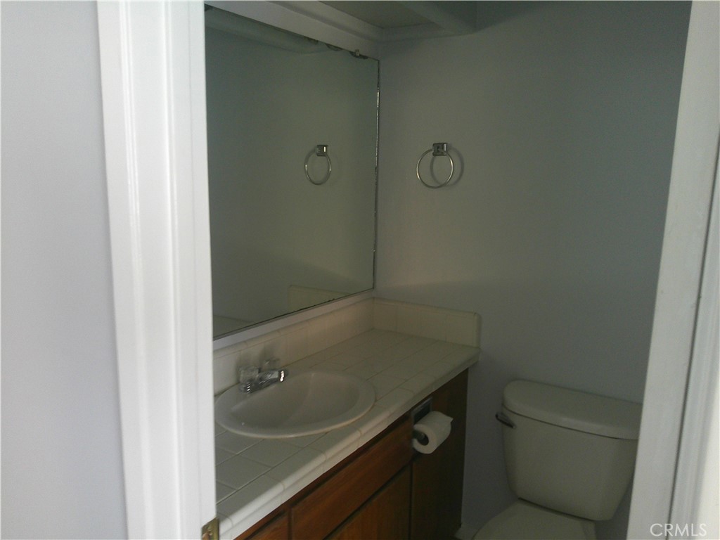 5237 Bushnell Avenue Riverside, CA 92505 - Photo 12 of 17