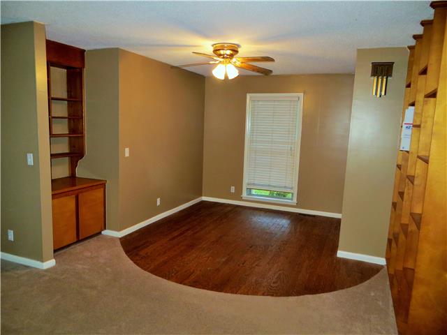 125 Hunter Road Fayetteville, TN 37334 - Photo 9 of 14 a view of an empty room