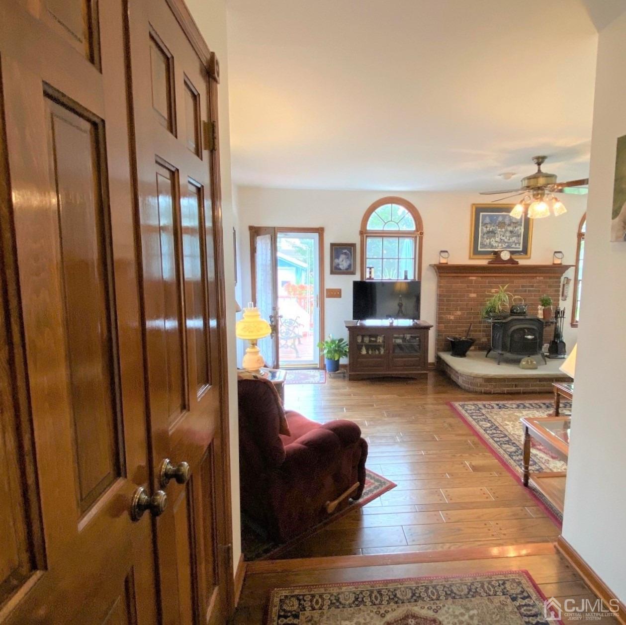 523 Front Street Dunellen, NJ 08812 - Photo 9 of 26 Gallery Image 9