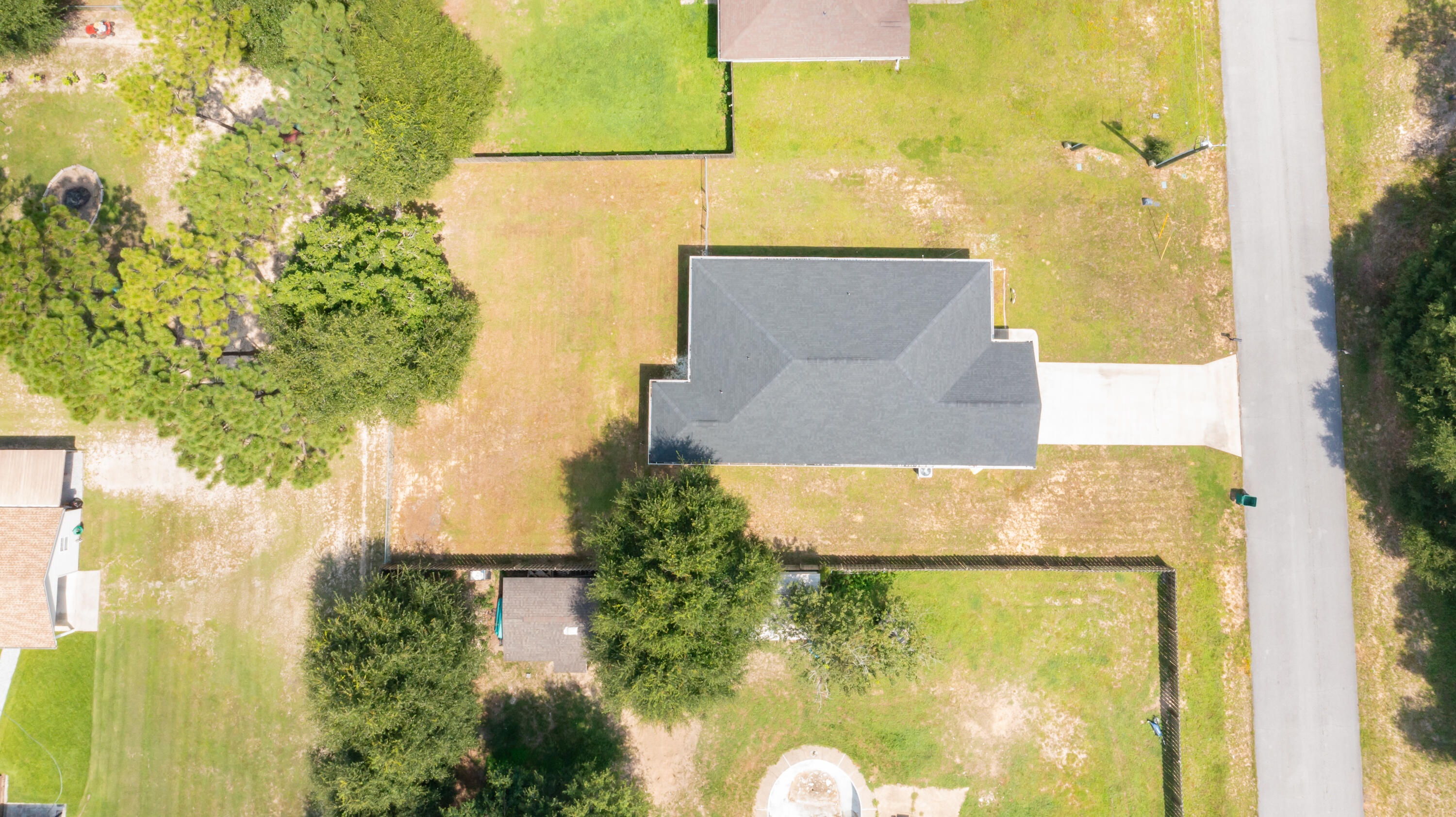 6160 Hayes Drive Crestview, FL 32539 - Photo 6 of 45 a view of swimming pool