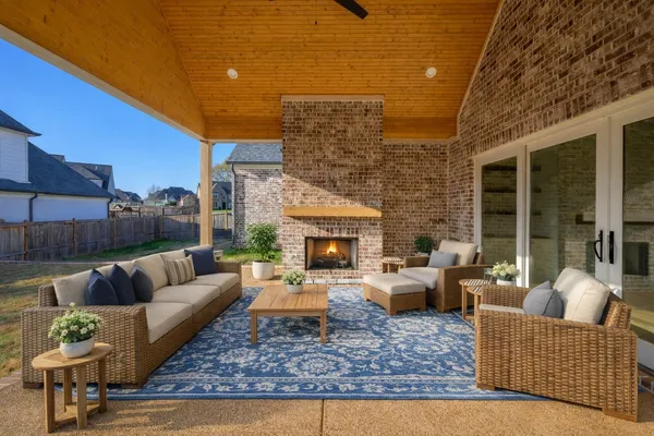 $850,000 | 527 Brangus Vly Drive, Collierville, TN 38017