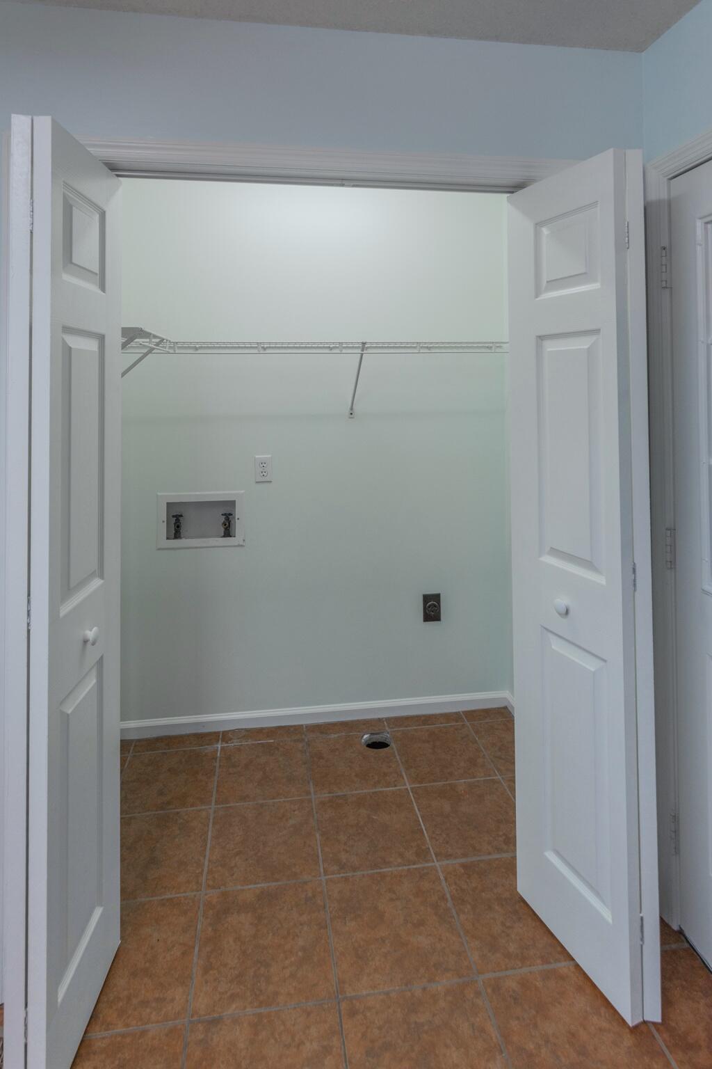 1244 North Concord Road, Unit C Chattanooga, TN 37421 - Photo 15 of 25 1244NConcordRd-15
