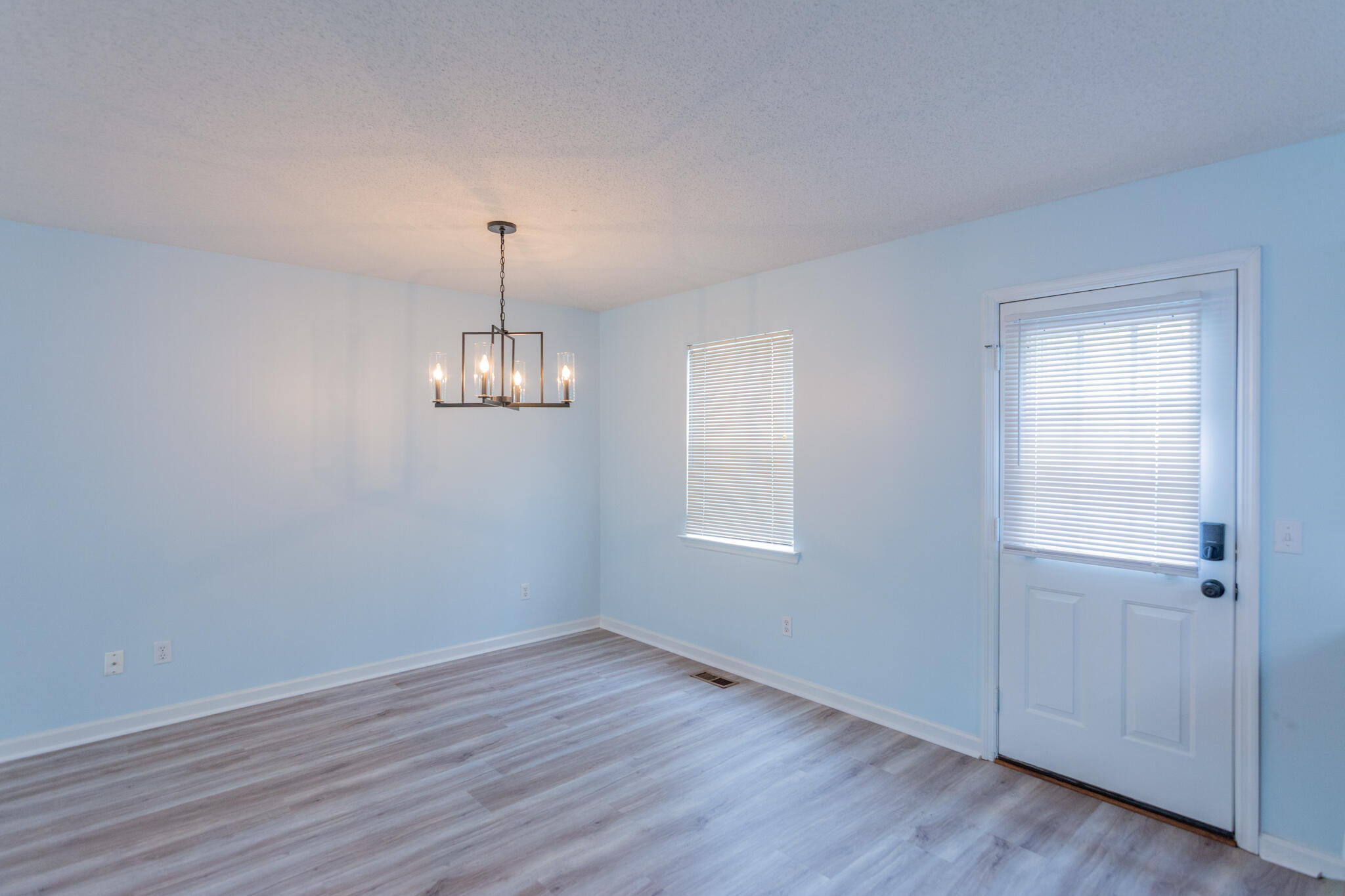 1244 North Concord Road, Unit C Chattanooga, TN 37421 - Photo 6 of 25 1244NConcordRd-6