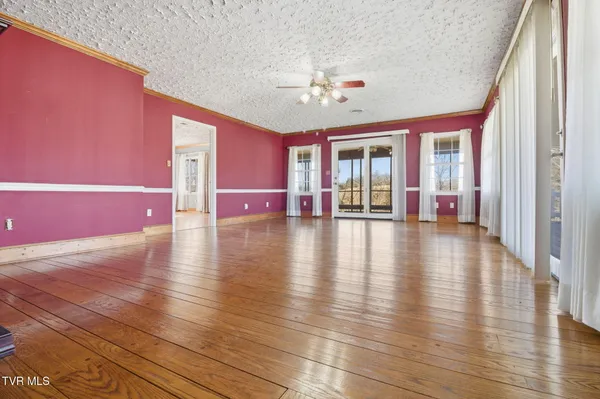 $425,000 | 970 C M Jones Road, Greeneville, TN 37745